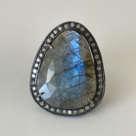 Boho Chic Labradorite Indian Ring - Picture 10 of 13